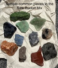 Load image into Gallery viewer, 1kg Raw Crystal Mix